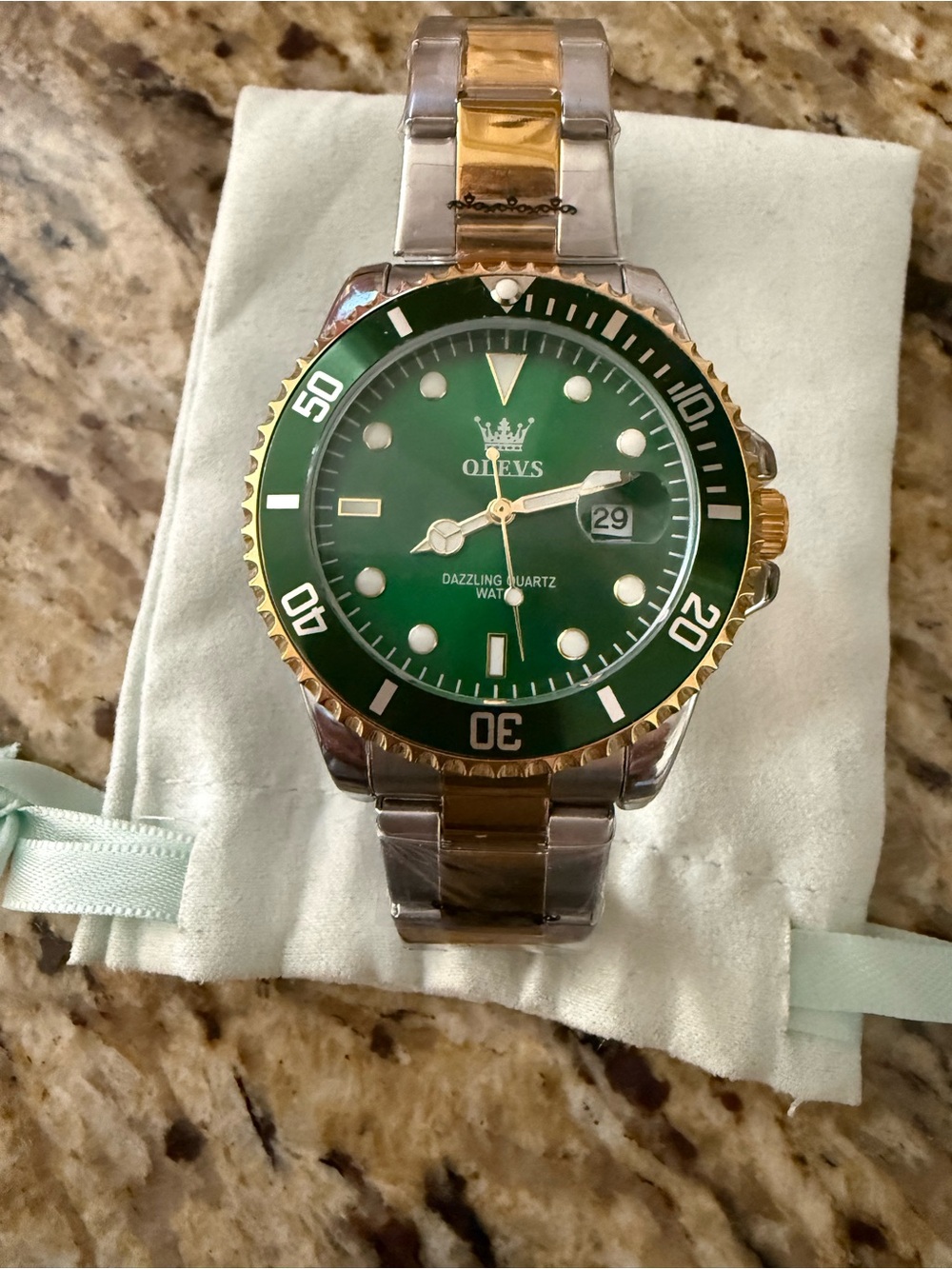 OLEVS  Green Dial Men's Watch